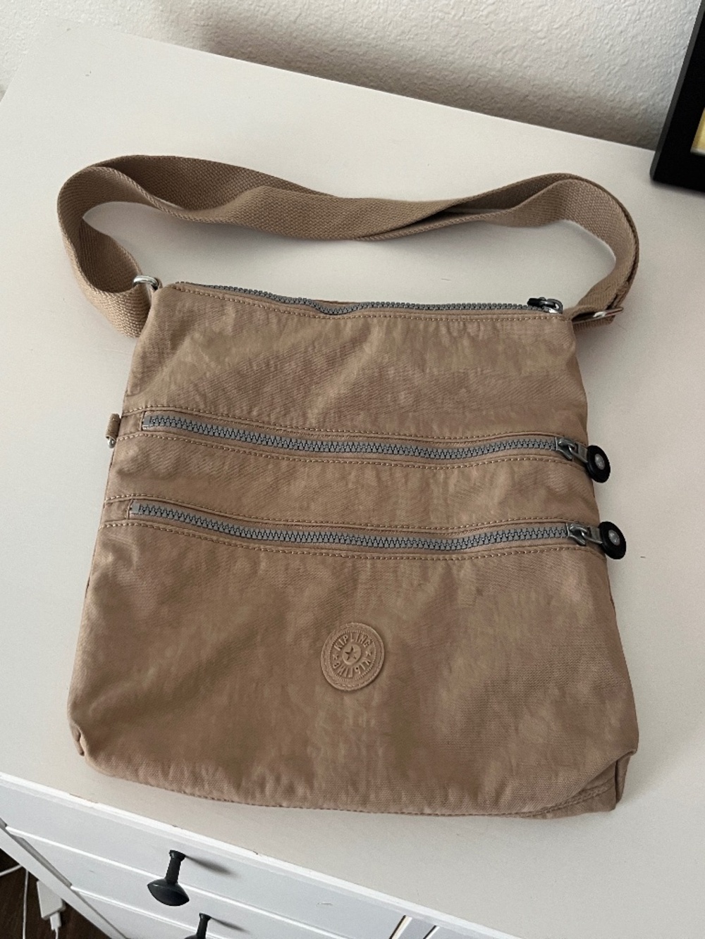 Kipling Alvar Crossbody Bag - Smooth Khaki